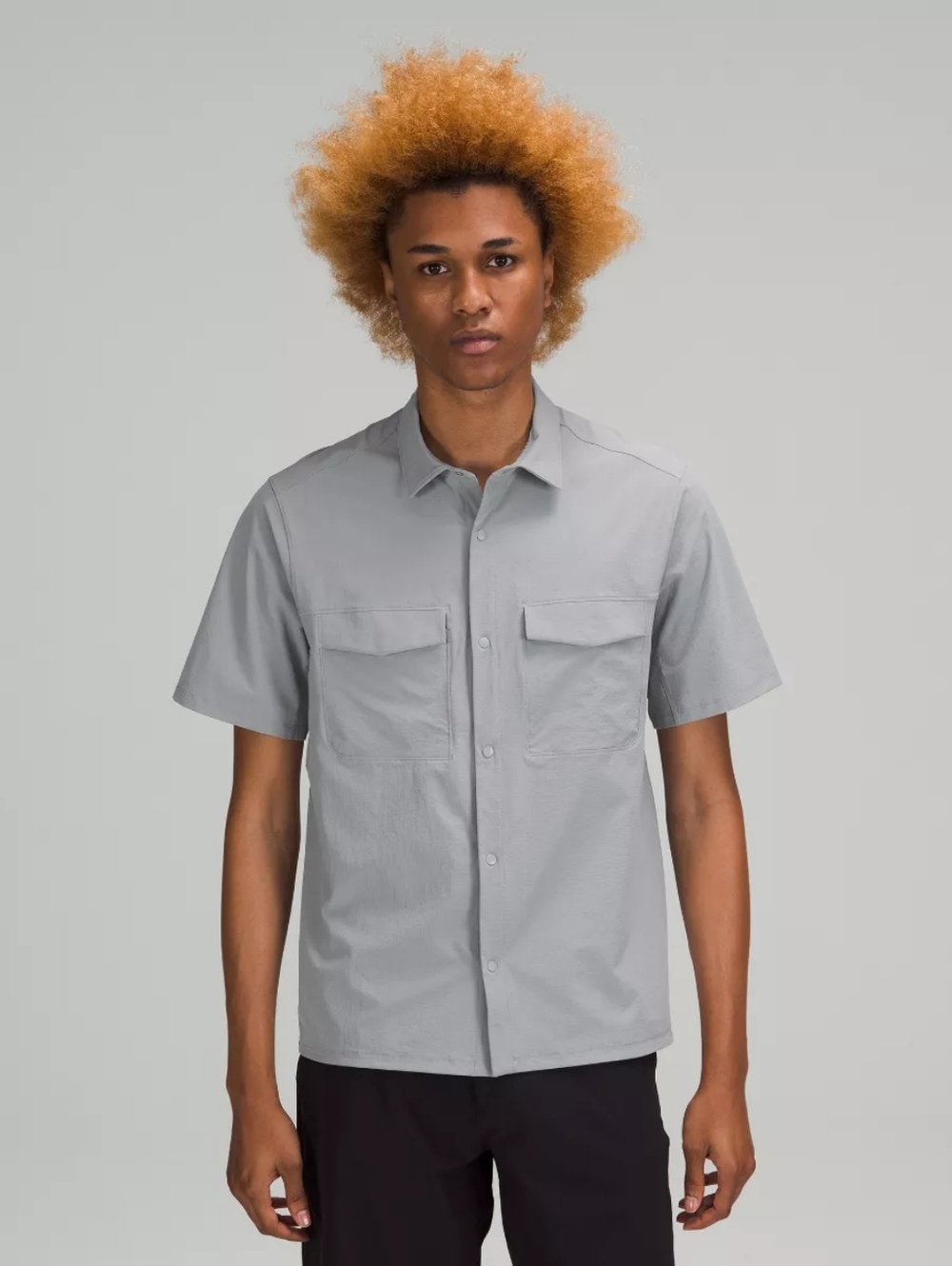 LULULEMON Double Pocket Overshirt GRAY Size XL Snap Buttons Closure Short Sleeve